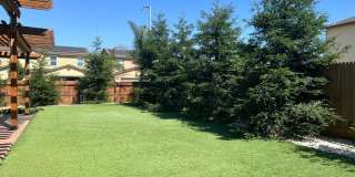five bedrooms and three and a half bathrooms home in Fresno, CA Gallery 32