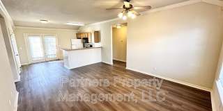 1112 West Hendrix Street Gallery 2