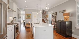 509 FRANKLIN Street NE Gallery 13