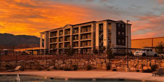 Beautiful second floor unit with views of the pool Beautiful second floor unit with views of the pool Gallery 1