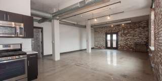 190 CHRISTOPHER COLUMBUS DR Gallery 1