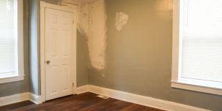 819 E 41st St Gallery 16