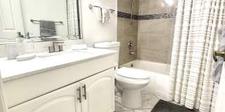 1714 Consulate Place Gallery 15