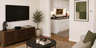Bright & Spacious 2-Bedroom Residence Across from Berkeley Park Gallery 1