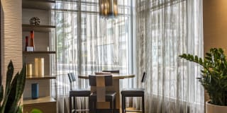 Park Lane Seaport Gallery 16