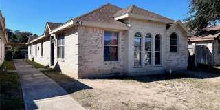 902 S Palm Drive unit: #4 Gallery 1