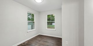 223 7TH Gallery 12