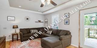 2715 Holmes Street Gallery 12