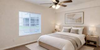 Charming 3BR Condo in Riverview Gallery 4