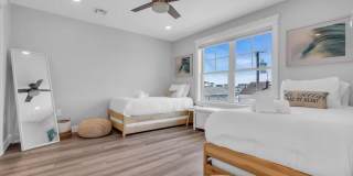 13 5th Avenue Gallery 14