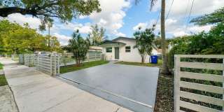 5035 NW 5th Ave. Gallery 5