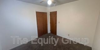 5936 West Oak Avenue Gallery 22