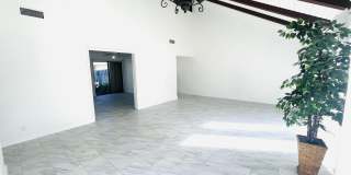 241 NW 15th Street Gallery 8