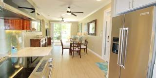 Beach Style 2 bed/2bath Luxury Condo - Finely Furnished - Steps from the Beach - Resort Amenities - Gallery 10