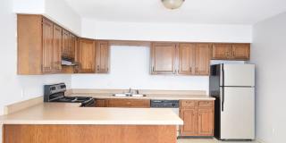 3408 Gillham Gallery 17