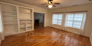 2461 Lyndhurst Avenue Gallery 123