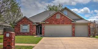 BIXBY schools, 4 Bedroom, 3 car garage. Gallery 1