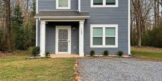 MOVE-IN READY • 3 BEDROOMS • 2.5 BATHS • LARGE LOT • NO HOA Gallery 1
