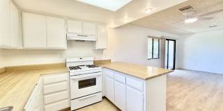 AVAILABLE NOW! 3 Bedroom 2 Bathroom Upper Level Apartment in Palm Desert!! Gallery 7
