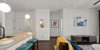 M Station Gallery 11