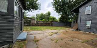 1946 Northwest 15th StreetMain House Gallery 30
