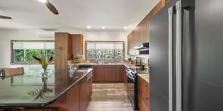 Tropical 4BR Gated Retreat w/ Sauna, Walk to Velzyland Beach Gallery 11