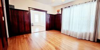 243 Callender Street Gallery 9