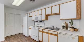 Whispering Palms - Senior and Affordable Housing Gallery 12