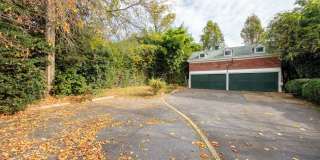 Quaint 1 Bedroom/1 Bathroom Cottage Style Apartment in Richmond ***Available NOW*** Quaint 1 Bedroom/1 Bathroom Cottage Style Apartment in Richmond ***Available NOW*** Gallery 25