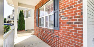 Room in 5 Bedroom Home at Green Birch Dr Gallery 23