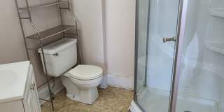 Spacious 3BR, 2BTH with parking off street Gallery 14