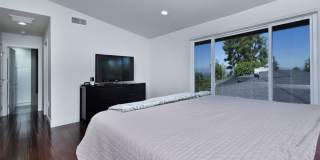 4347 Coronet Drive Gallery 27