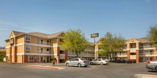 Bakersfield - California Avenue Gallery 3