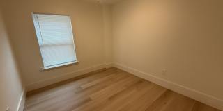940 North Hollywood Street Gallery 24