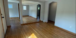 Adorable 3 Bedroom, 2 Bathroom Home with Garage & Off-Street Parking Gallery 6