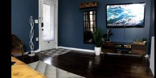 Beautifully renovated 3-bedroom, 2-full-bathroom historic home Gallery 1