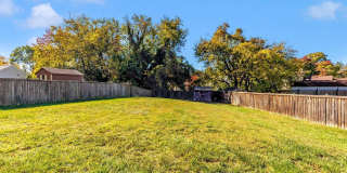 408 WILLOW HILL Gallery 24