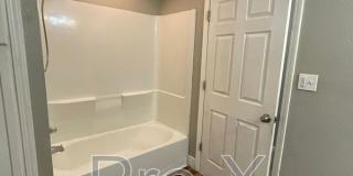 502 W. 9th St. Gallery 12