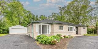 1055 N Bluebonnet Lane Gallery 1