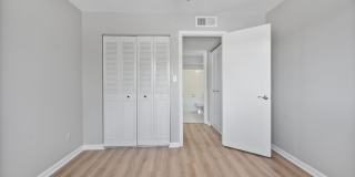 ✨Cozy 1-Bedroom in Prime Louisville Location — Only $900/month!✨ ✨Cozy 1-Bedroom in Prime Louisville Location — Only $900/month!✨ Gallery 20