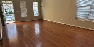 553 Writers Way Gallery 10