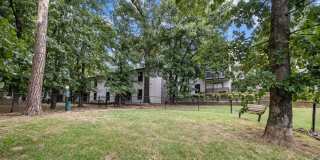 River Oaks Gallery 16