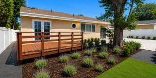 OWNER REMODEL - STUDENT RENTAL NEAR CAMPUS – HUGE DISCOUNT + ONE MONTH FREE! Gallery 24