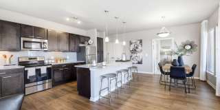 Summit on Quality Hill Gallery 22