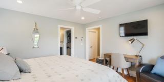 108 Neptune Place Gallery 24