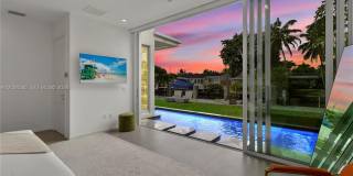 2217 NE 17th Ter Gallery 56