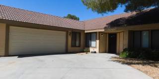 Gorgeous 3 Bed 2 Bath House in a Great Neighborhood Gallery 1