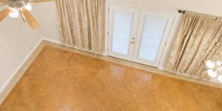 NEW ON MARKET !! Gallery 4