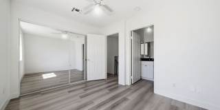 6616 Sylmar Ave Gallery 11