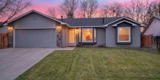 GREAT LOCATION - 3bd/2ba Home w/Room to Park Your Toys! Gallery 1